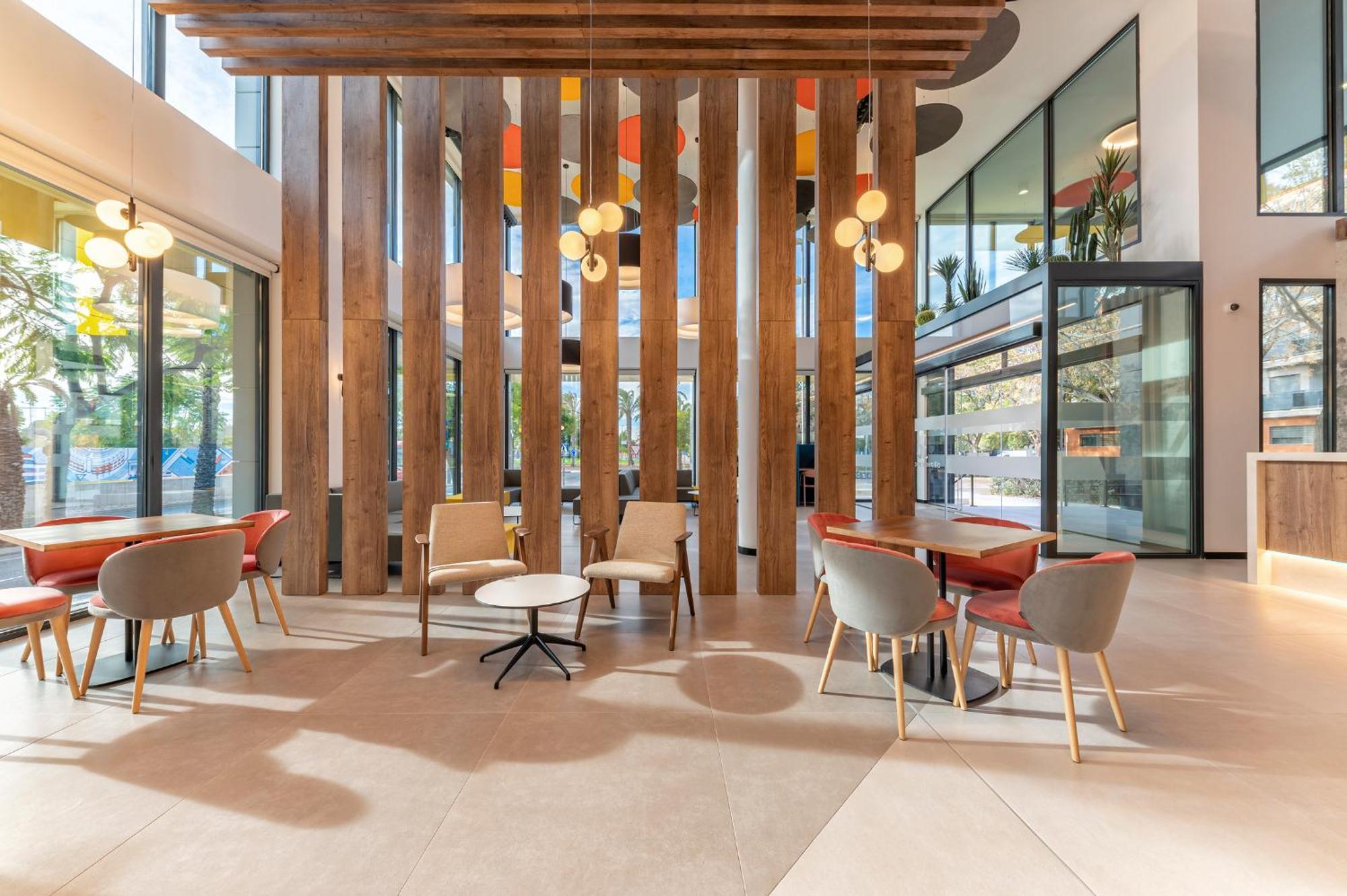 Universa Hoteles San Vicente Raspeig Екстер'єр фото